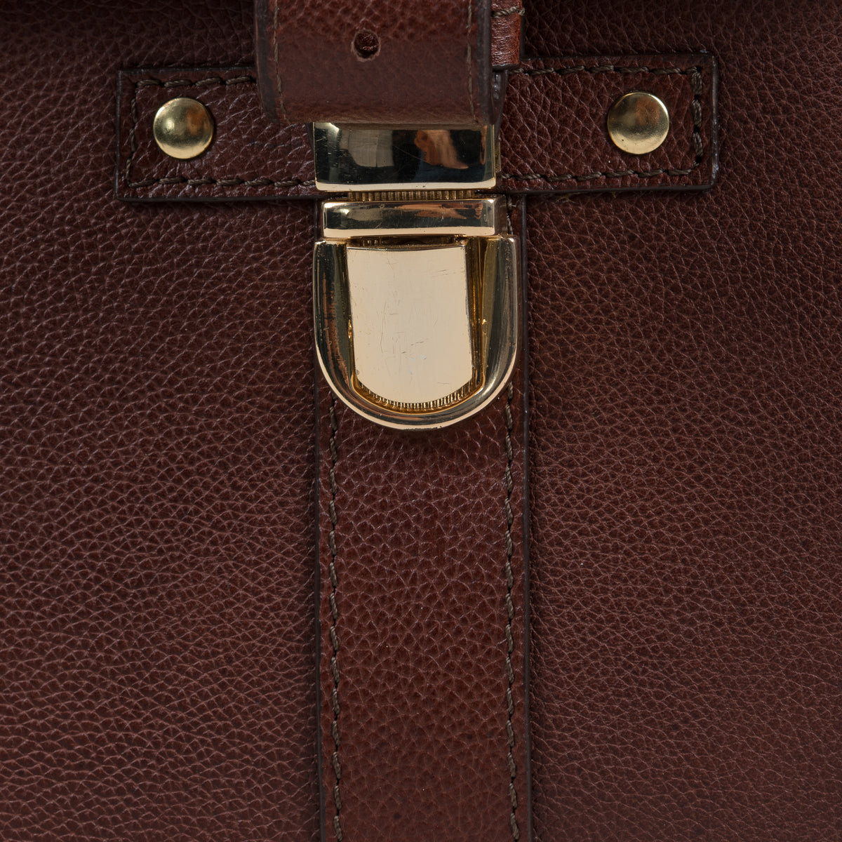 Alzen - Walnut